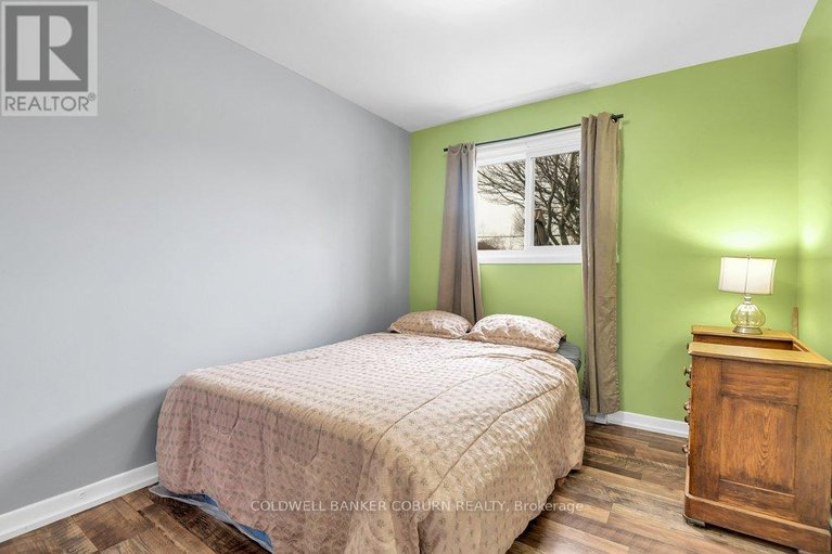 29564616/56-meikle-street/morrisburg/south-dundas/ontario/K0C1X0_21