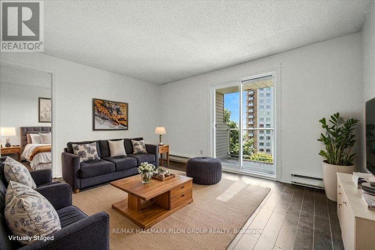 28592354/411-270-brittany-drive/viscount-alexander-park/ottawa/ontario/K1K4M3_4