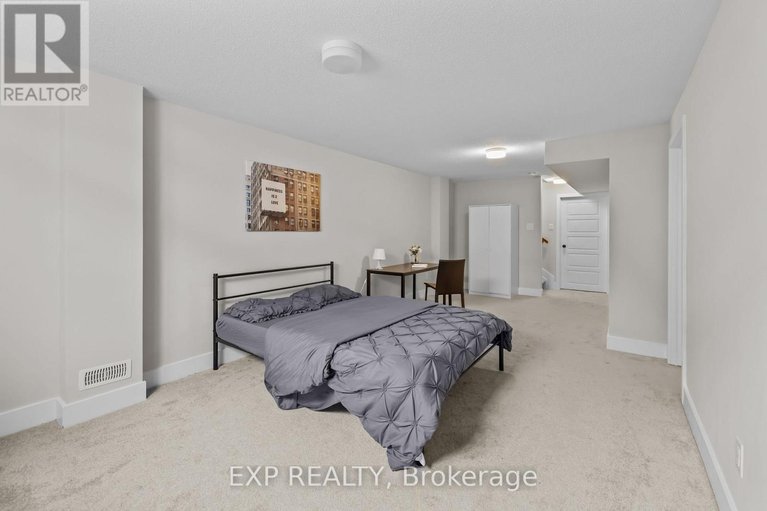28622756/288-billrian-crescent-s/stittsville-north/ottawa/ontario/K2S3A4_33