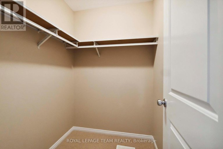 28627501/910-caldermill-private/stonebridge/ottawa/ontario/K2J0Z7_12