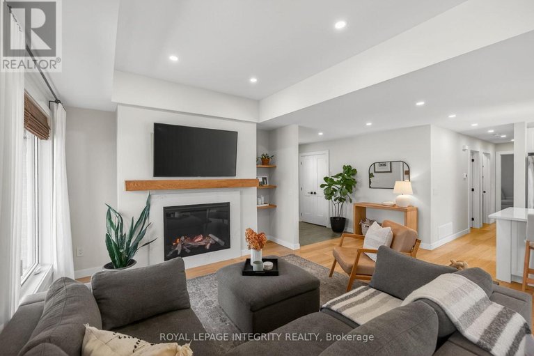 29673886/1145-greyrock-crescent/copeland-park/ottawa/ontario/K2C2A3_11