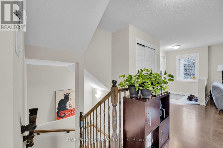 29117239/242a-titanium-private/convent-glen-north/ottawa/ontario/K1C0A5_21