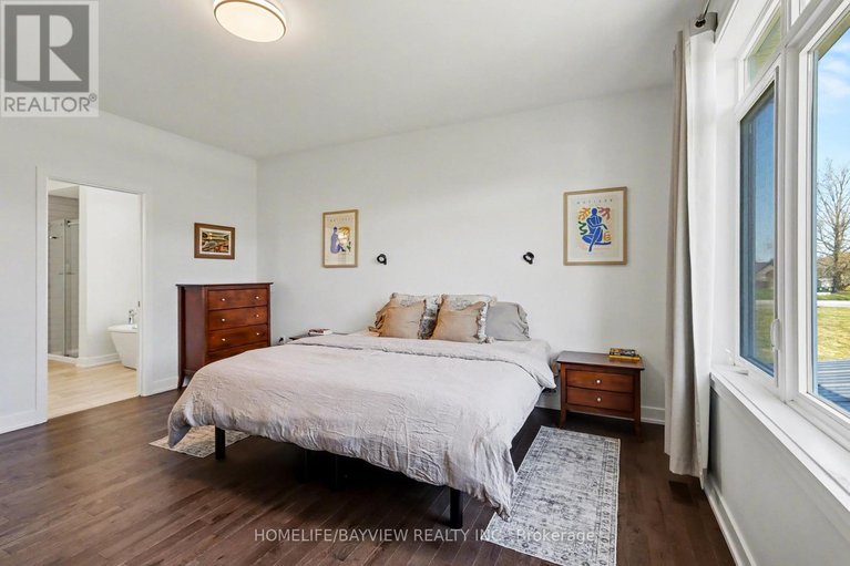 29633587/315-autumn-meadow-way/north-gower/ottawa/ontario/K0A2T0_18