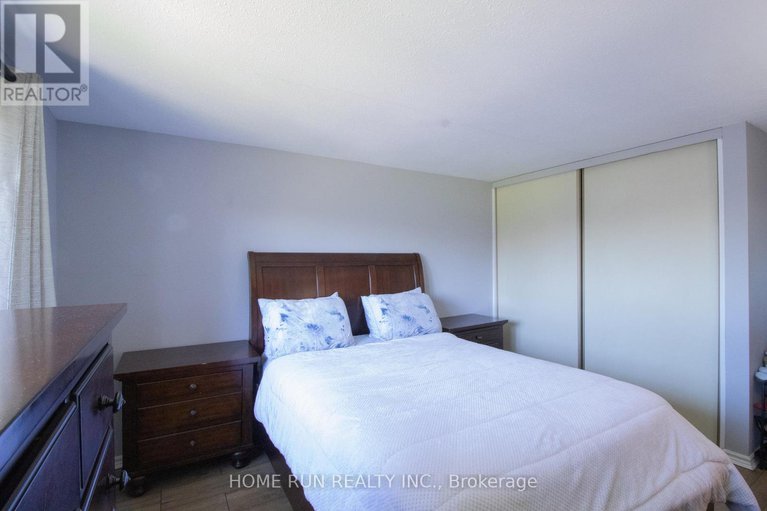 28278534/22-2610-draper-avenue/queensway-terrace-southridgeview/ottawa/ontario/K2H8X8_18