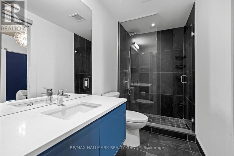 28946021/607-135-barrette-street/vanier/ottawa/ontario/K1L7Z9_20