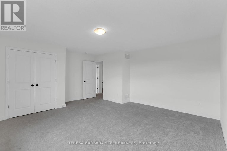28424668/783-kenny-gordon-avenue/riverside-southgloucester-glen/ottawa/ontario/K4M0V2_25