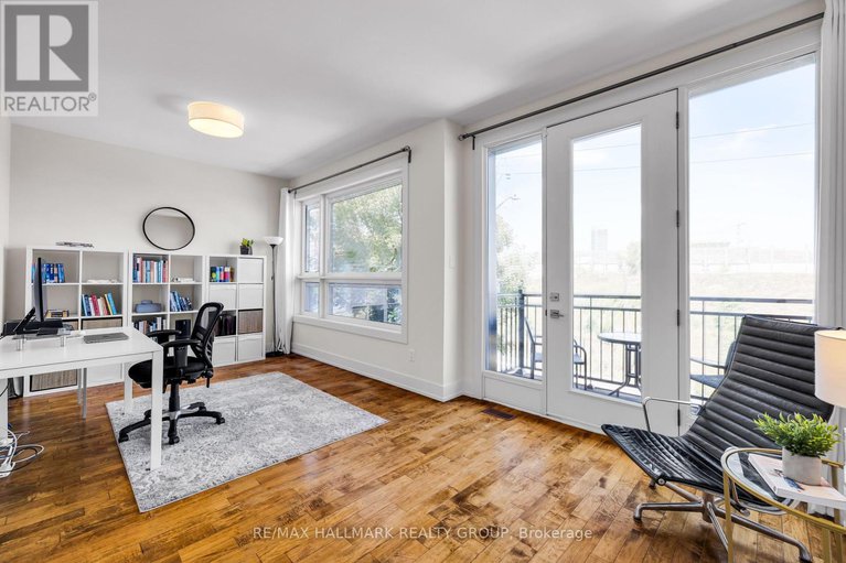 29018590/42b-young-street/west-centre-town/ottawa/ontario/K1S3H7_18