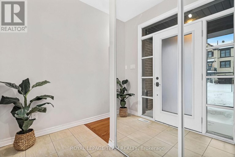 29350506/918-kilbirnie-drive/half-moon-bay/ottawa/ontario/K2J6G2_3