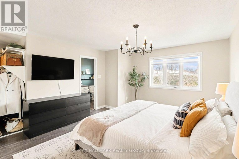 29437626/2229-brockstone-crescent/avalon-east/ottawa/ontario/K4A4V5_25