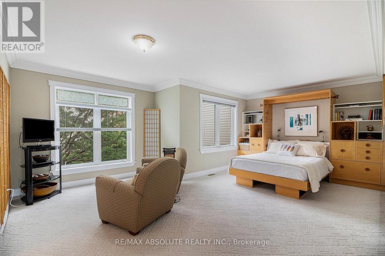 28323111/47-robinson-avenue/sandy-hill/ottawa/ontario/K1N8N8_22