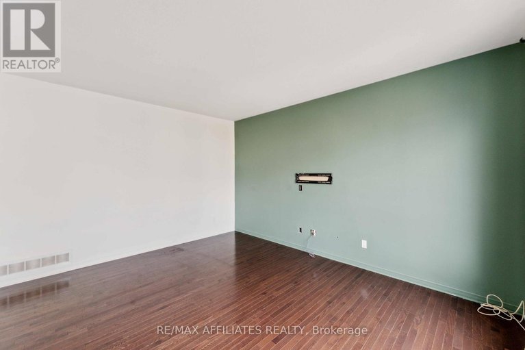 28969212/59-baywood-drive/stittsville-south/ottawa/ontario/K2S2H5_14