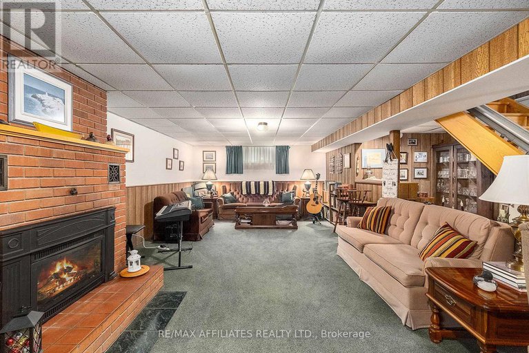 28549907/249-bracken-avenue/drummondnorth-elmsley-north-elmsley-twp/drummondnorth-elmsley/ontario/K7A4S4_34