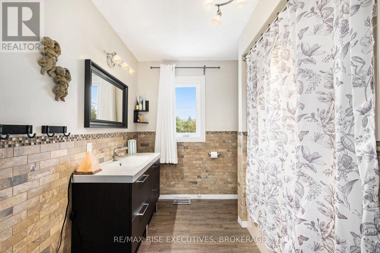 28853432/187-jodi-lane/drummondnorth-elmsley-north-elmsley-twp/drummondnorth-elmsley/ontario/K7H3C7_19