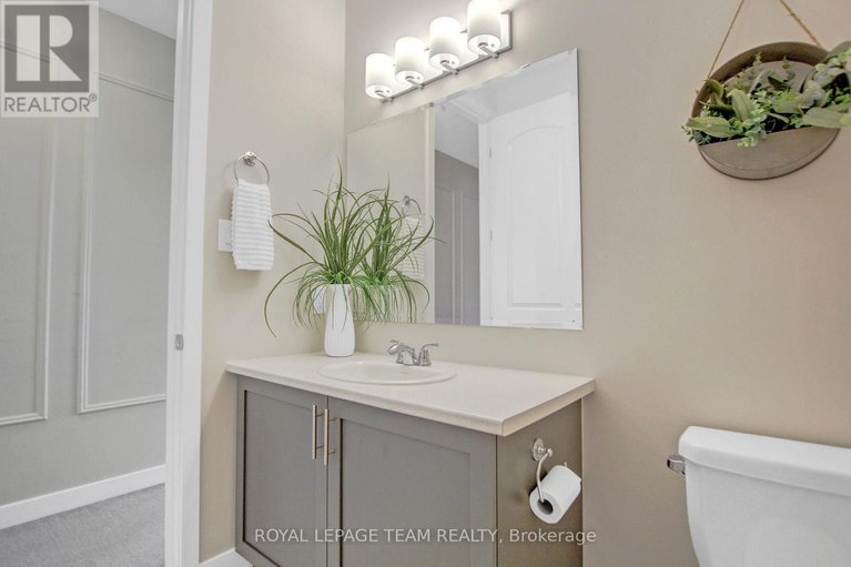 29030663/248-pursuit-terrace/goulbourn-twp-from-franktown-rdsouth-to-rideau/ottawa/ontario/K0A2Z0_38