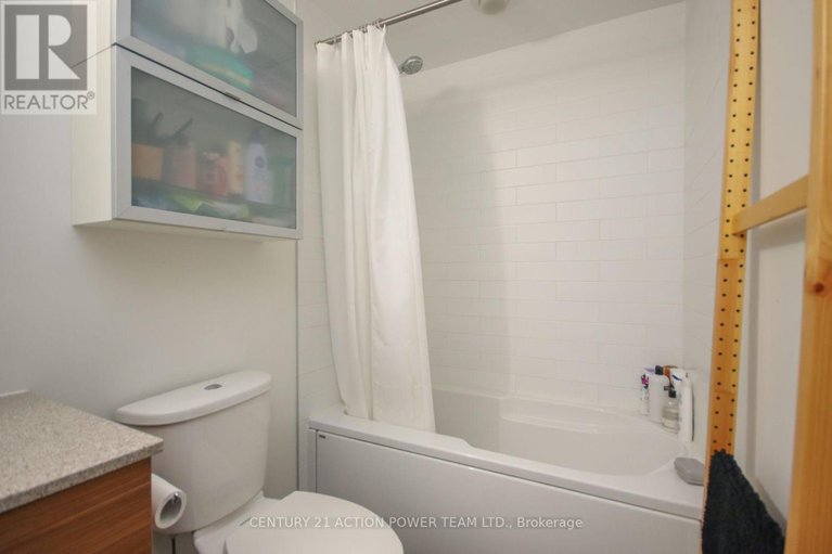 28841818/827-349-mcleod-street/ottawa-centre/ottawa/ontario/K2P0S1_16