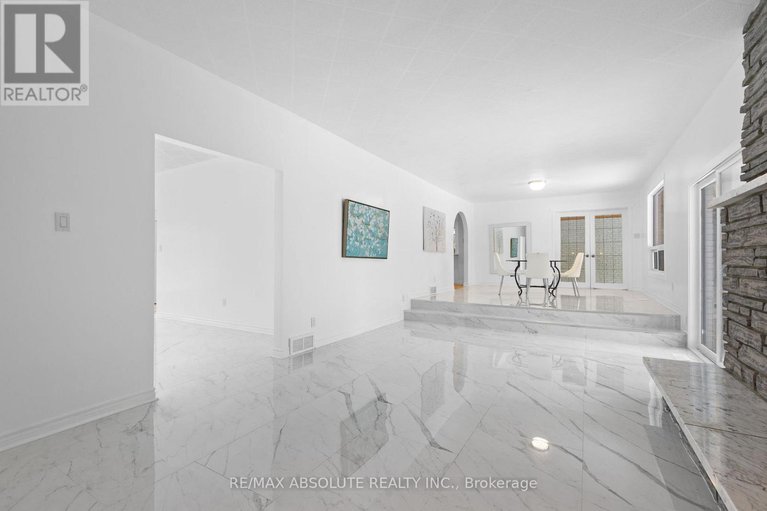 29327360/1444-normandy-crescent/carleton-heights/ottawa/ontario/K2C0N6_7