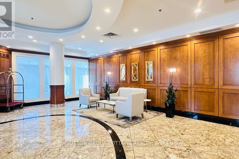 28471695/706-242-rideau-street/sandy-hill/ottawa/ontario/K1N0B7_3