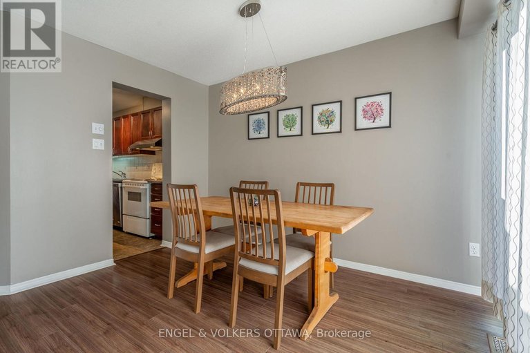 29049195/1031-capreol-street/avalon-east/ottawa/ontario/K4A4Z7_12