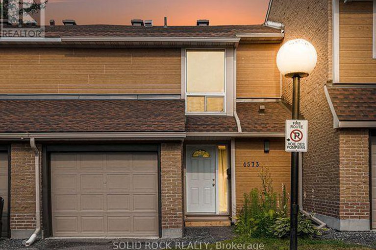 28737979/34-4573-carrington-place/pineview/ottawa/ontario/K1B4P8_30
