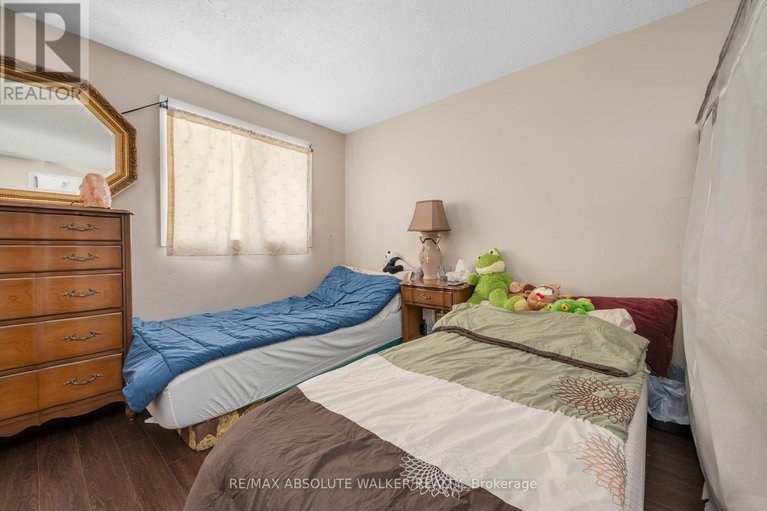 28006993/25a-sonnet-crescent/westcliffe-estates/ottawa/ontario/K2H8W8_12