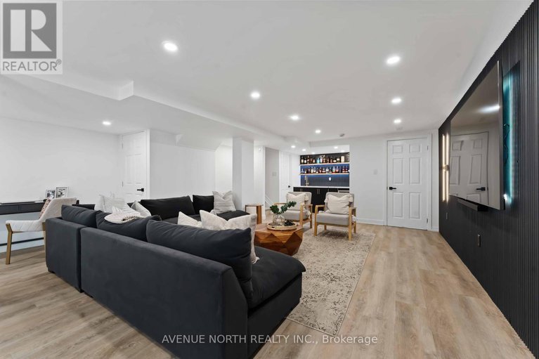 28812443/102-chancery-crescent/avalon-east/ottawa/ontario/K4A4N3_20