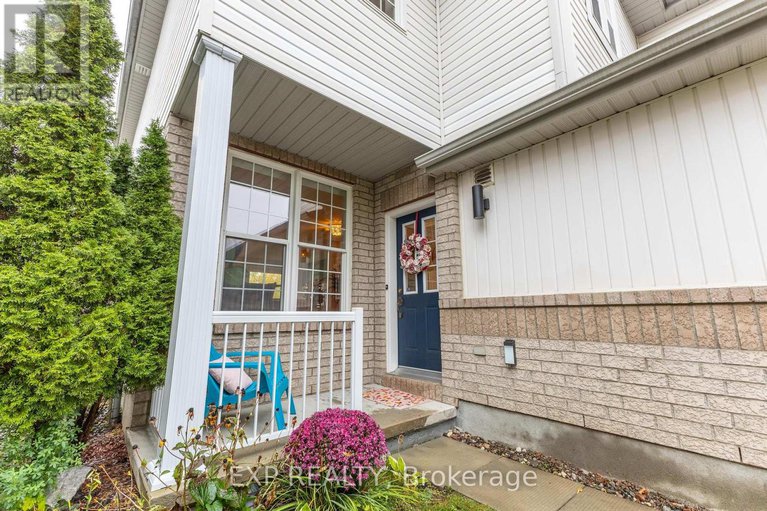 28967265/2341-glandriel-crescent/springridgeeast-village/ottawa/ontario/K4A4S8_2