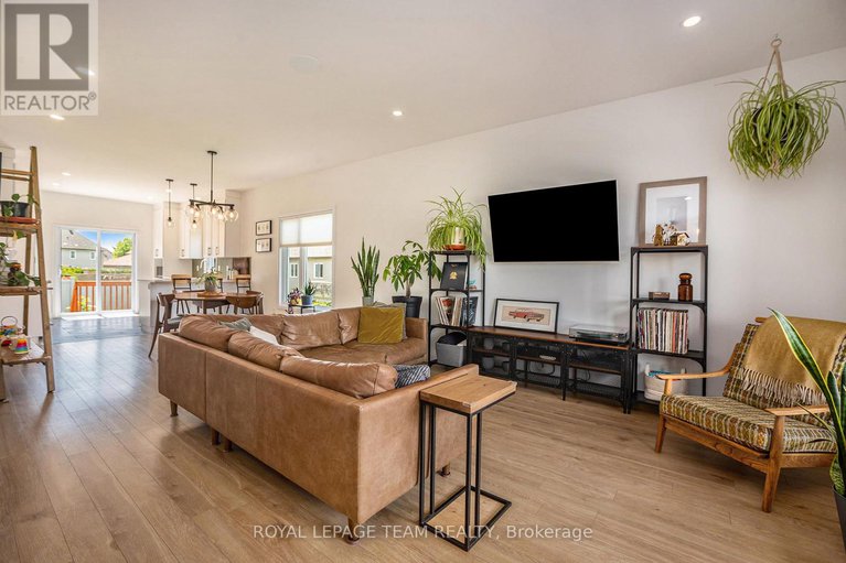 29077433/22-matheson-street/north-stormont-finch-twp/north-stormont/ontario/K0A1R0_6