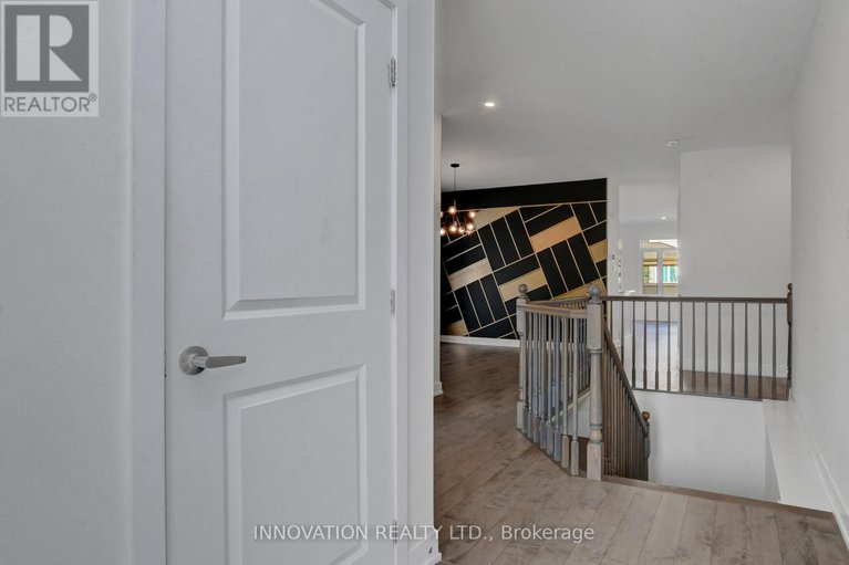 28892274/565-bobolink-ridge/stittsville-south/ottawa/ontario/K2S2P4_4