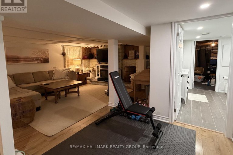 29062143/2424-joliffe-street/hawthorne-meadows/ottawa/ontario/K1G1G9_31