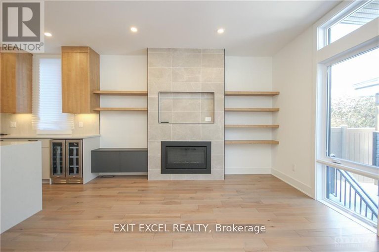28620819/166-ivy-crescent/lindenlea/ottawa/ontario/K1M1X6_10