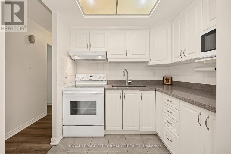 29274551/303-555-brittany-drive/viscount-alexander-park/ottawa/ontario/K1K4C5_15