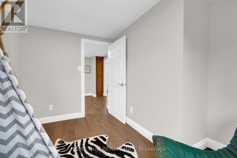 29108285/43-rothesay-drive/glencairnhazeldean/ottawa/ontario/K2L1N6_44