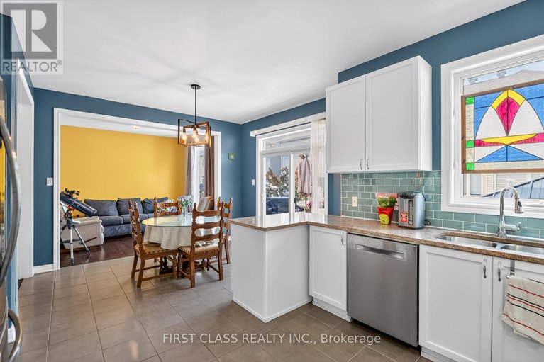 29027770/308-autumnfield-street/emerald-meadowstrailwest/ottawa/ontario/K2M0J4_8