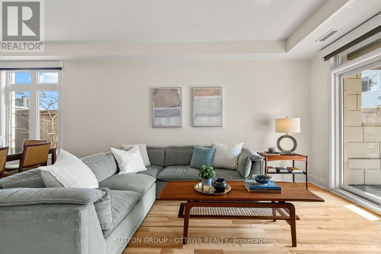 29458300/105-323-winona-avenue/westboro-south/ottawa/ontario/K1Z5H3_17