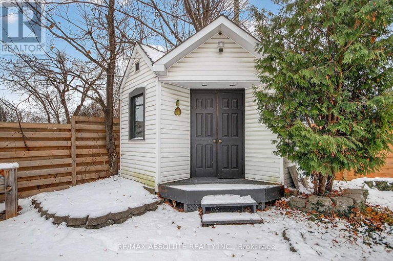 29171817/147-longpre-street/vanier/ottawa/ontario/K1L7J5_44