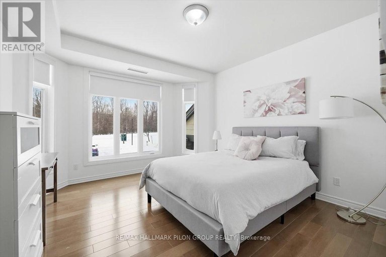 29274548/4-50-prestige-circle/chatelaine-village/ottawa/ontario/K4A0W9_12