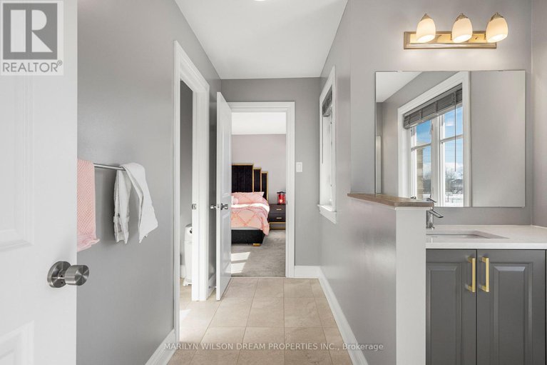 28034591/43-angel-heights/stittsville-south/ottawa/ontario/K2S2N2_34
