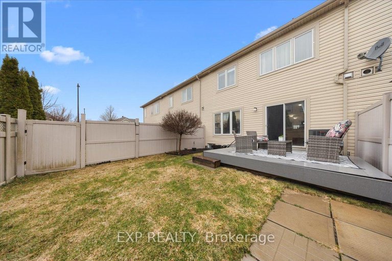 29612592/104-harmattan-avenue/stittsville-north/ottawa/ontario/K2S0E3_32