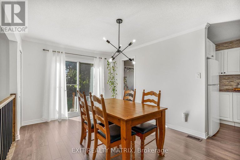 28914095/965-marston-street/lorignal/champlain/ontario/K0B1K0_12