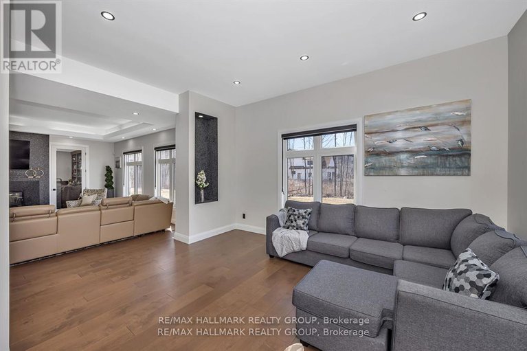 28737075/595-shoreway-drive/greely/ottawa/ontario/K4P0G3_10