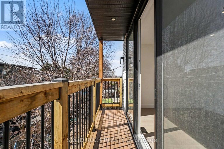 29669926/826-alpine-avenue/queensway-terrace-north/ottawa/ontario/K2B5R6_32