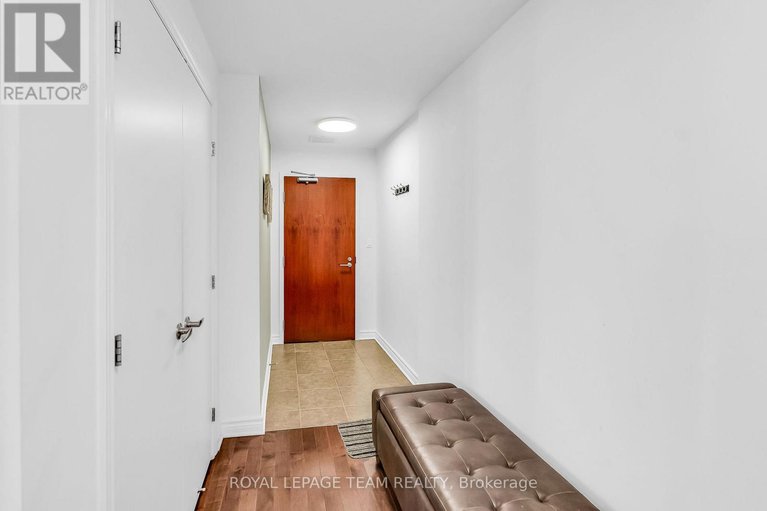 28487683/413-575-byron-avenue/mckellarhighland/ottawa/ontario/K2A1R7_5