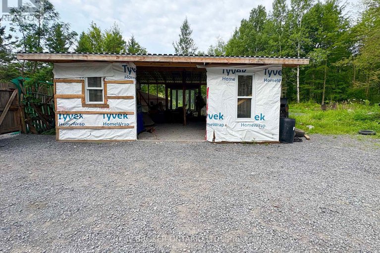 28710222/2401-totem-ranch-road/north-grenville-twp-kemptville-south/north-grenville/ontario/K0G1T0_17