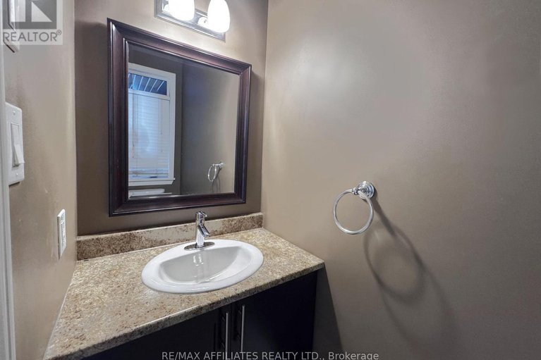 29142673/232-cooks-mill-crescent/riverside-south/ottawa/ontario/K1V2N1_6