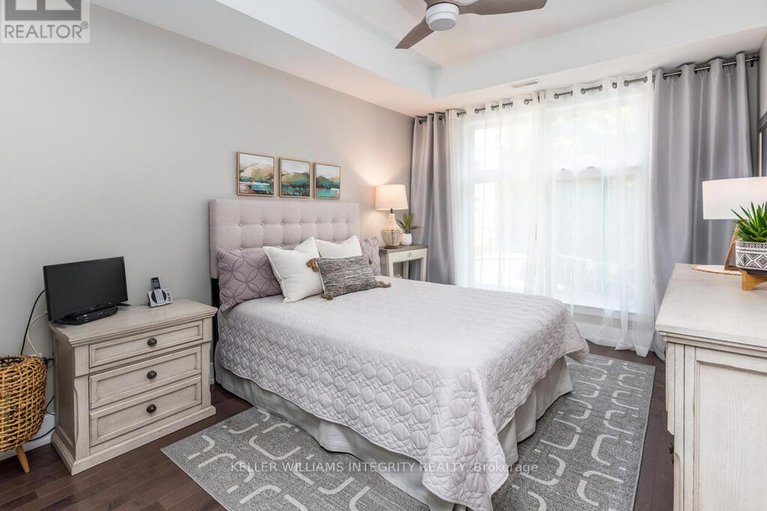 28423046/102-305-elizabeth-cosgrove-private/mer-bleuebradley-estatesanderson-park/ottawa/ontario/K1W0K6_21