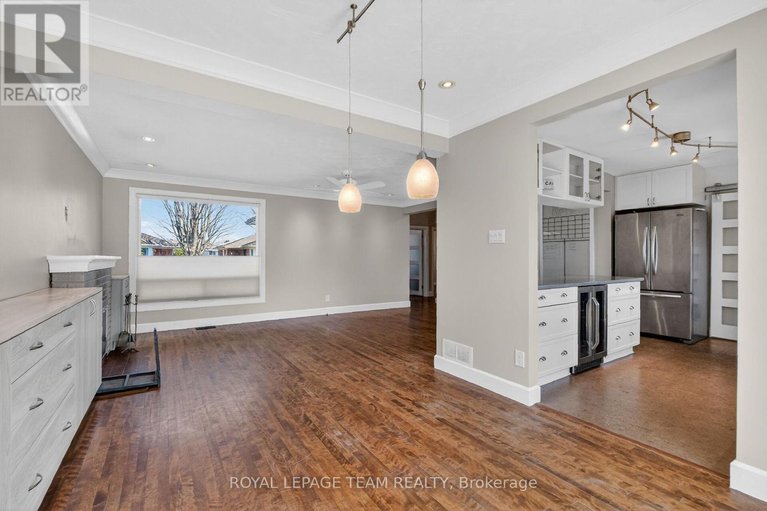 29579808/1318-albany-drive/bel-air-heights/ottawa/ontario/K2C2L9_11