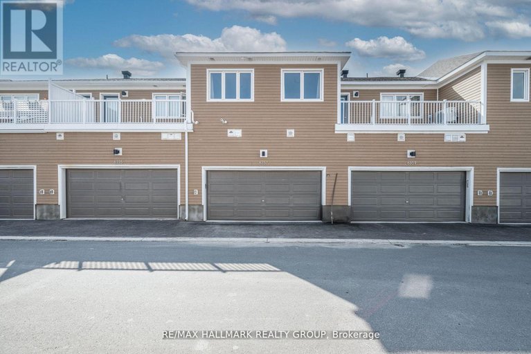 29143523/6357-perth-street/btwn-franktown-rd-fallowfield-rd/ottawa/ontario/K0A2Z0_36