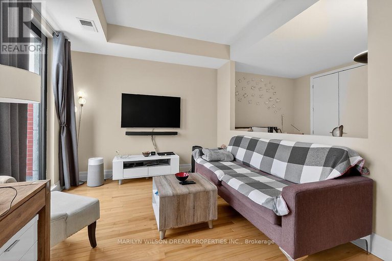 29440546/906-330-loretta-avenue-s/west-centre-town/ottawa/ontario/K1S4E8_15