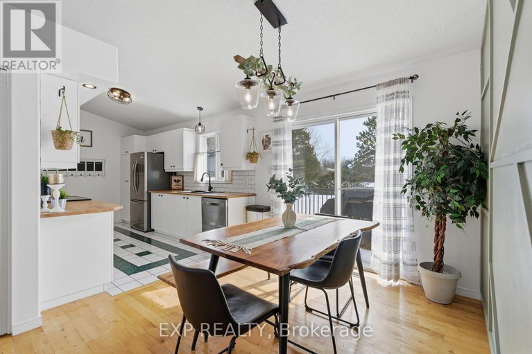 29437071/2174-lemery-street/clarencerockland-twp/clarence-rockland/ontario/K0A1E0_11