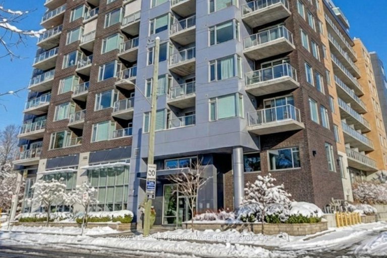 413 - 7 Marquette Avenue